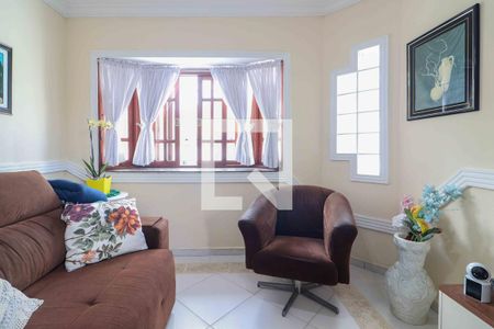 Sala de casa à venda com 3 quartos, 226m² em Jardim Sarah, São Paulo