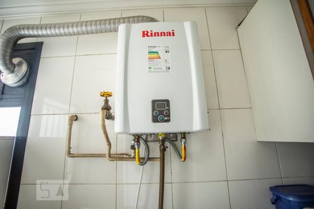 Área de Serviço - Aquecedor a Gás de apartamento para alugar com 3 quartos, 105m² em Vila Clementino, São Paulo