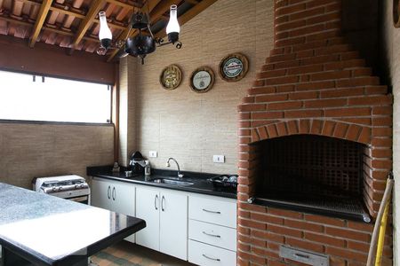 Casa à venda com 420m², 4 quartos e 6 vagasChurrasqueira