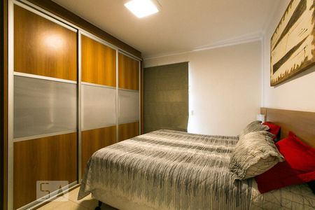 Casa à venda com 420m², 4 quartos e 6 vagasSuíte 1