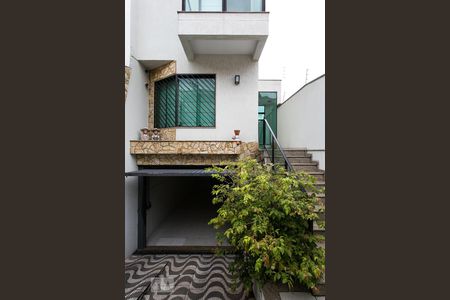 Casa à venda com 420m², 4 quartos e 6 vagasFachada