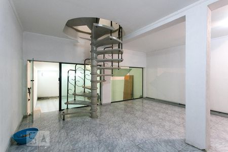Casa à venda com 420m², 4 quartos e 6 vagasSalão 1