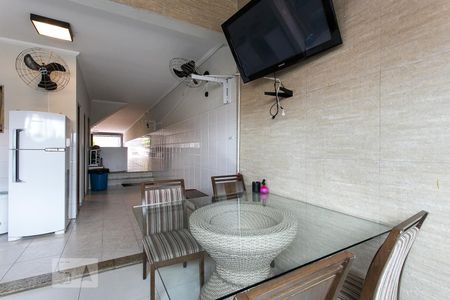 Casa à venda com 420m², 4 quartos e 6 vagasChurrasqueira