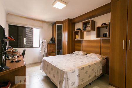 Casa à venda com 420m², 4 quartos e 6 vagasSuíte 3