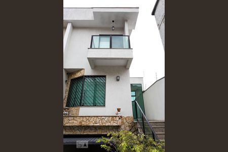 Casa à venda com 420m², 4 quartos e 6 vagasFachada