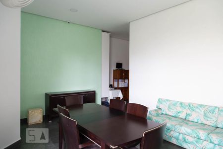 Apartamento à venda com 40m², 1 quarto e sem vaga Apartamento à venda com 40m², 1 quarto e sem vagaÁrea comum - Salão de festas