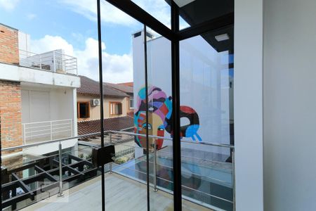 Casa de condomínio à venda com 140m², 3 quartos e 2 vagasVaranda do quarto 2
