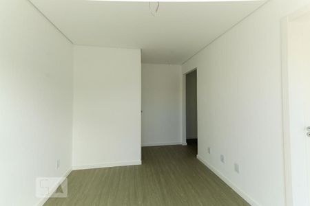 Casa de condomínio à venda com 140m², 3 quartos e 2 vagasSuíte