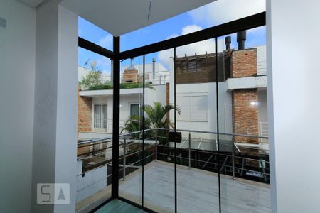 Casa de condomínio à venda com 140m², 3 quartos e 2 vagasVaranda do quarto 2