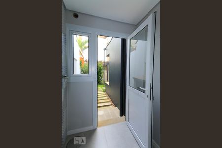 Casa de condomínio à venda com 140m², 3 quartos e 2 vagasÁrea de serviço