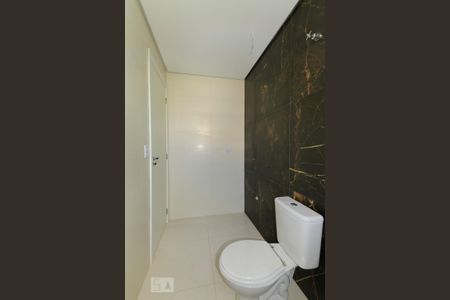 Casa de condomínio à venda com 140m², 3 quartos e 2 vagasBanheiro