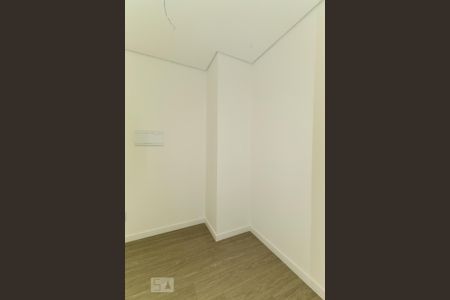 Casa de condomínio à venda com 140m², 3 quartos e 2 vagasCloset da suíte