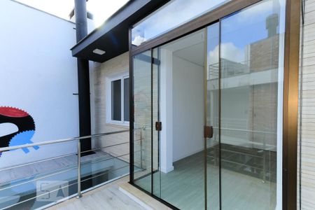 Casa de condomínio à venda com 140m², 3 quartos e 2 vagasVaranda do quarto 2