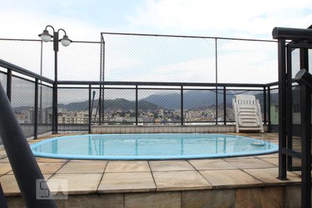 Apartamento à venda com 251m², 4 quartos e 3 vagasPiscina
