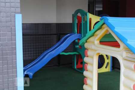 Apartamento à venda com 251m², 4 quartos e 3 vagasÁrea Comum - Playground