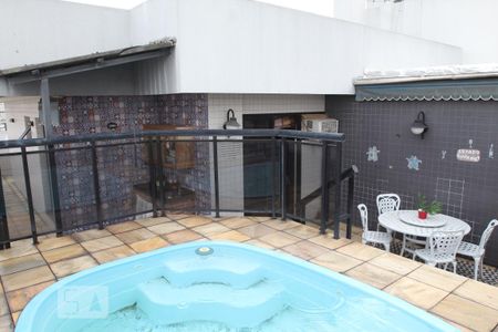 Apartamento à venda com 251m², 4 quartos e 3 vagasPiscina
