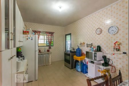 Casa à venda com 130m², 3 quartos e 2 vagasCozinha
