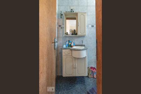 Casa à venda com 130m², 3 quartos e 2 vagasBanheiro da Suíte