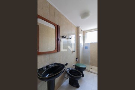 Apartamento para alugar com 60m², 2 quartos e sem vaga Apartamento para alugar com 60m², 2 quartos e sem vagaBanheiro Corredor