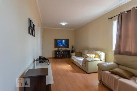Apartamento à venda com 83m², 3 quartos e 1 vagaSala