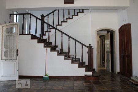 Sala 1 de casa à venda com 5 quartos, 393m² em Centro, Canoas