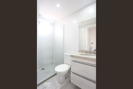 Apartamento para alugar com 57m², 2 quartos e 1 vaga Apartamento para alugar com 57m², 2 quartos e 1 vagaBanheiro