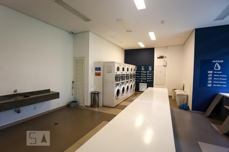 Apartamento para alugar com 57m², 2 quartos e 1 vaga Apartamento para alugar com 57m², 2 quartos e 1 vagaLavanderia