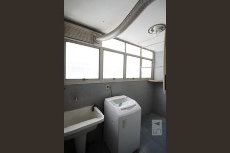 Apartamento à venda com 90m², 3 quartos e 1 vagaÁrea de Serviço