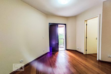 Apartamento para alugar com 239m², 4 quartos e 3 vagas Apartamento para alugar com 239m², 4 quartos e 3 vagasQuarto 2