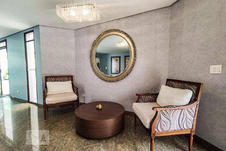 Apartamento para alugar com 239m², 4 quartos e 3 vagas Apartamento para alugar com 239m², 4 quartos e 3 vagasÁrea Comum - Hall Social