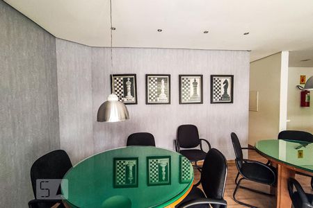 Apartamento para alugar com 239m², 4 quartos e 3 vagas Apartamento para alugar com 239m², 4 quartos e 3 vagasÁrea Comum - Sala de Jogos