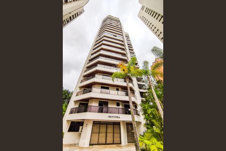 Apartamento para alugar com 239m², 4 quartos e 3 vagas Apartamento para alugar com 239m², 4 quartos e 3 vagasFachada