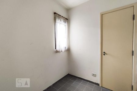 Apartamento para alugar com 239m², 4 quartos e 3 vagas Apartamento para alugar com 239m², 4 quartos e 3 vagasÁrea de Serviço - Quarto