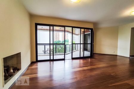 Sala de apartamento para alugar com 4 quartos, 239m² em Jardim Fonte do Morumbi, São Paulo