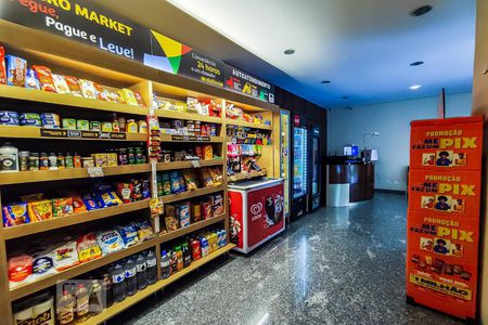 Apartamento para alugar com 239m², 4 quartos e 3 vagas Apartamento para alugar com 239m², 4 quartos e 3 vagasÁrea Comum - Loja de Conveniência