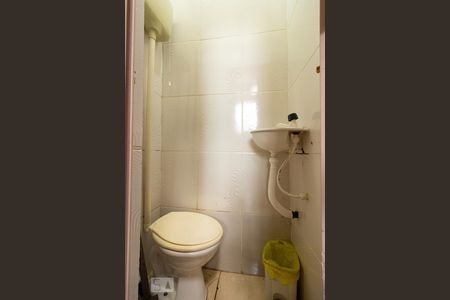 Lavabo de casa para alugar com 2 quartos, 100m² em Campo Grande, Rio de Janeiro