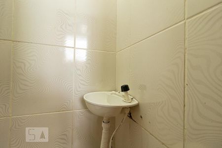 Lavabo de casa para alugar com 2 quartos, 75m² em Campo Grande, Rio de Janeiro
