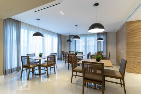 Apartamento para alugar com 47m², 1 quarto e 1 vaga Apartamento para alugar com 47m², 1 quarto e 1 vagaÁrea comum - Salão de festas