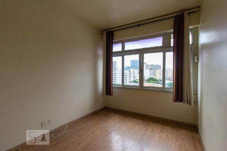 Quarto  de kitnet/studio para alugar com 1 quarto, 50m² em Centro, Rio de Janeiro