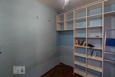 Quarto 2 de apartamento à venda com 2 quartos, 42m² em Nonoai, Porto Alegre