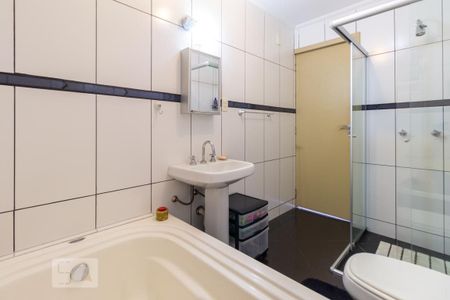 Apartamento à venda com 139m², 2 quartos e sem vagaBanheiro da suíte