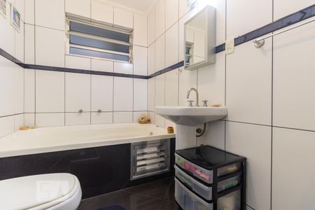 Apartamento à venda com 139m², 2 quartos e sem vagaBanheiro da suíte