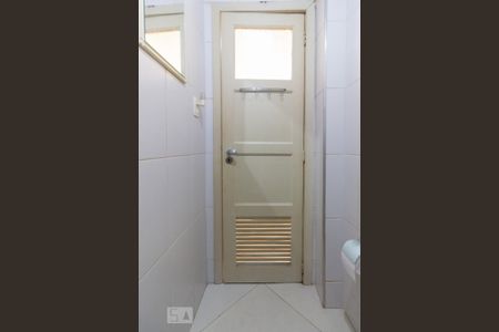 Apartamento à venda com 139m², 2 quartos e sem vagaBanheiro de serviço