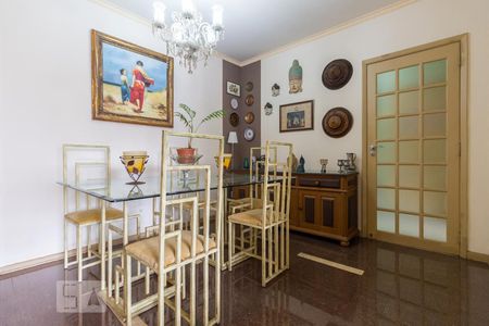 Apartamento à venda com 139m², 2 quartos e sem vagaSala
