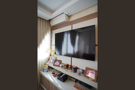 Sala de apartamento para alugar com 3 quartos, 72m² em São João, Porto Alegre