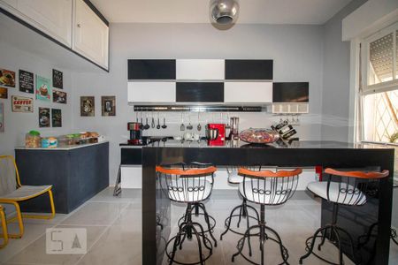 Casa à venda com 262m², 3 quartos e 4 vagas Casa à venda com 262m², 3 quartos e 4 vagasCozinha