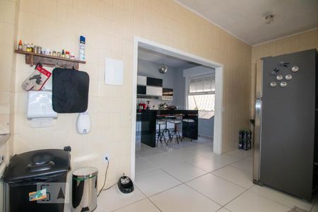 Casa à venda com 262m², 3 quartos e 4 vagas Casa à venda com 262m², 3 quartos e 4 vagasCozinha