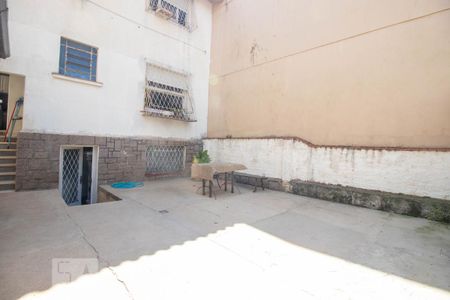 Casa à venda com 262m², 3 quartos e 4 vagas Casa à venda com 262m², 3 quartos e 4 vagasPátio