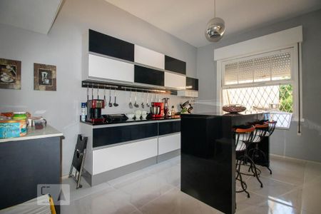 Casa à venda com 262m², 3 quartos e 4 vagas Casa à venda com 262m², 3 quartos e 4 vagasCozinha