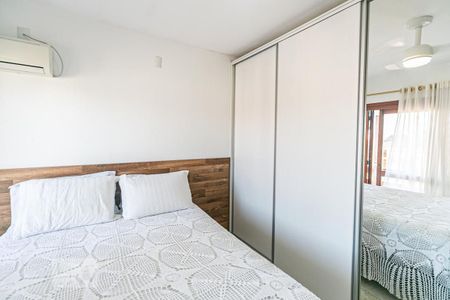 Casa à venda com 119m², 3 quartos e 2 vagas Casa à venda com 119m², 3 quartos e 2 vagasQuarto 3 - Suíte